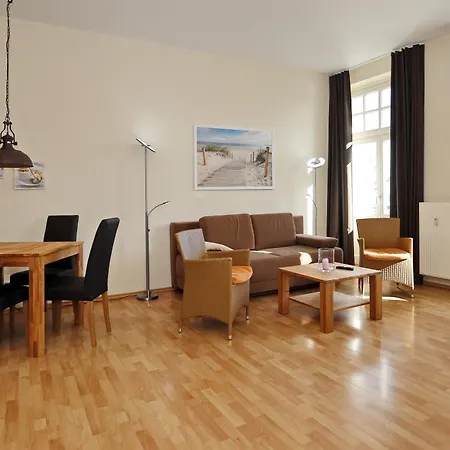 Haus Am Park 28 * Ostseebad Kühlungsborn